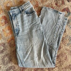 Abercrombie & Fitch Light Blue 90’s Straight-Leg Ultra High Rise Jeans